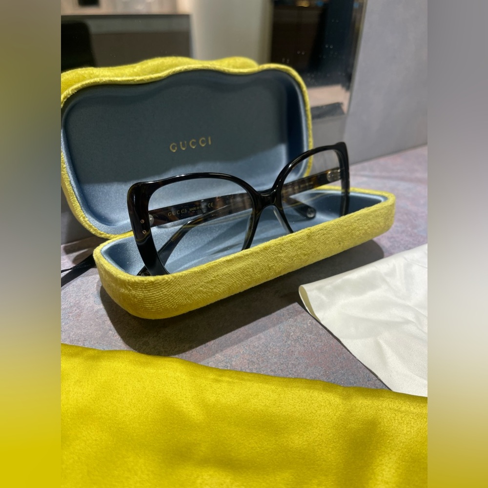 Prescription Gucci Glasses: Tortoise